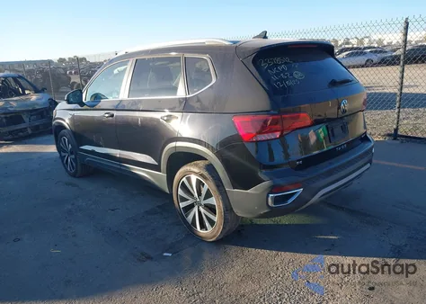 2022 Volkswagen Taos 1.5T Se z USA, uszkodzony, nr VIN 3VVWX7B23NM024358